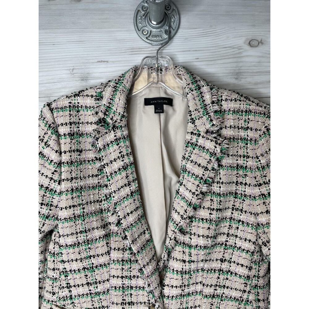 Ann Taylor Jacket Womens 4 Cream Green Tweed Boucle Blazer Fringe Lined Cropped - Picture 2 of 10
